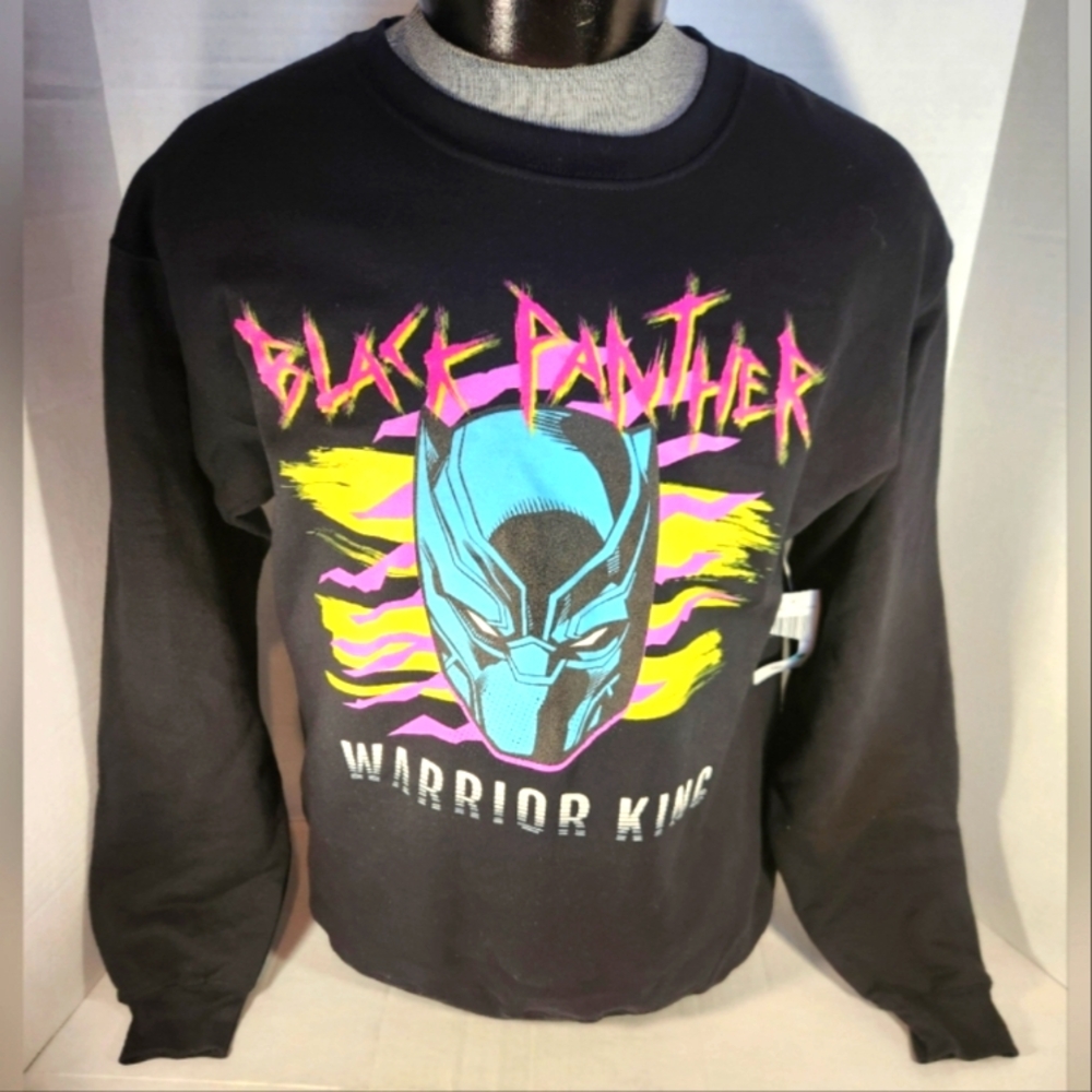 NWOT Men's Black Panther Warrior King Sweatshirt